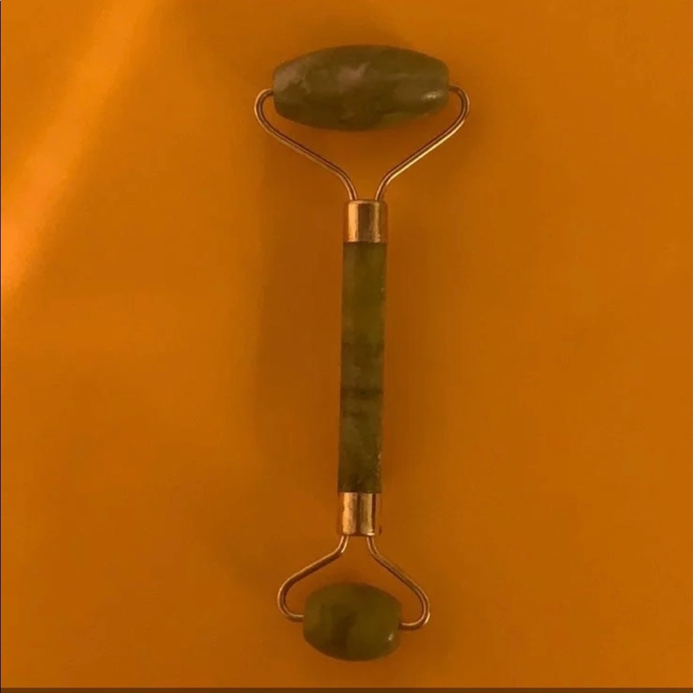 Jade Beauty Facial Roller
